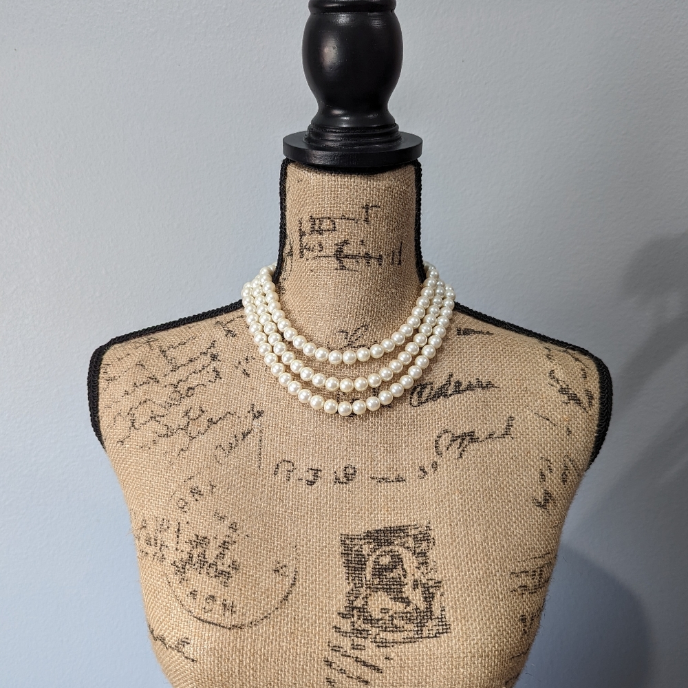 Pearl necklace